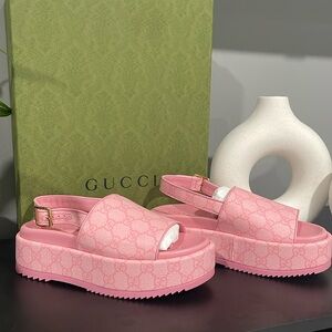 Gucci sandals
